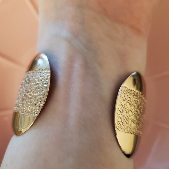 Vintage Copper Wide Cuff Bracelet - Picture 8 of 8